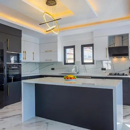 Kanada Ovacik Villa *